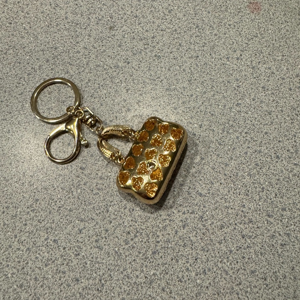 Pink Handbag Keychain with Gold Accents - Picture 4 of 4